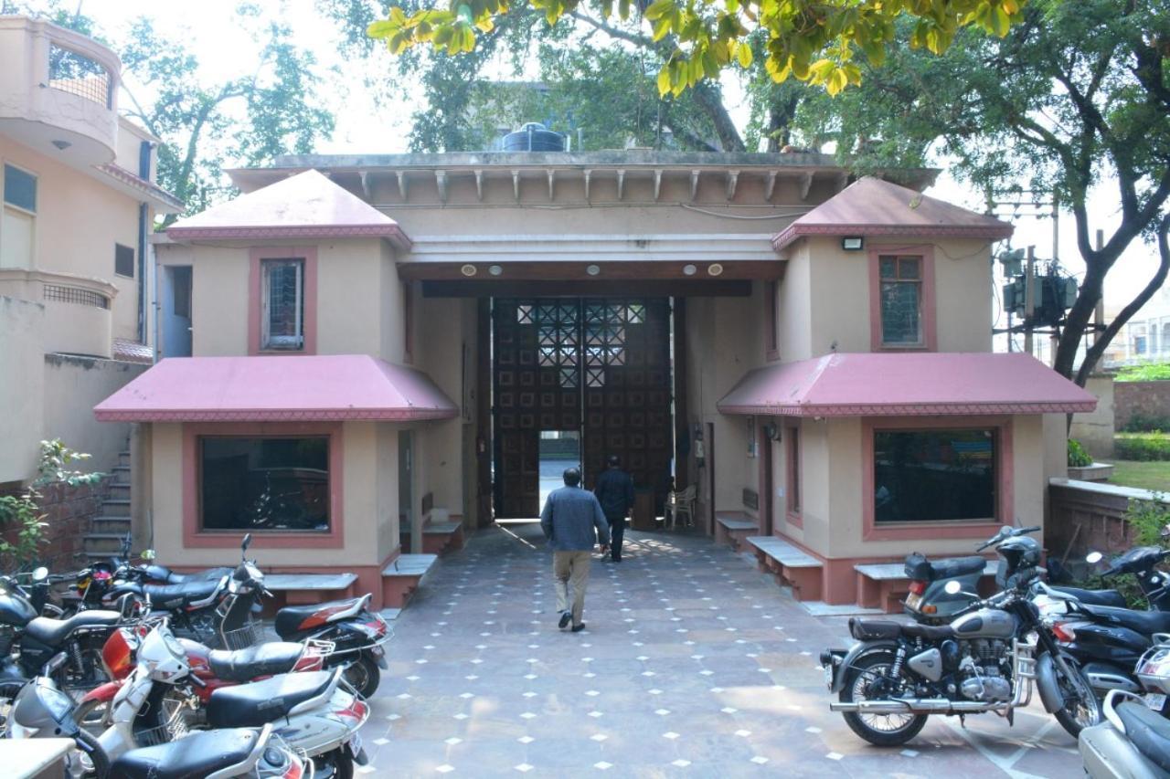 Ananda Krishna Van Вриндавана Экстерьер фото
